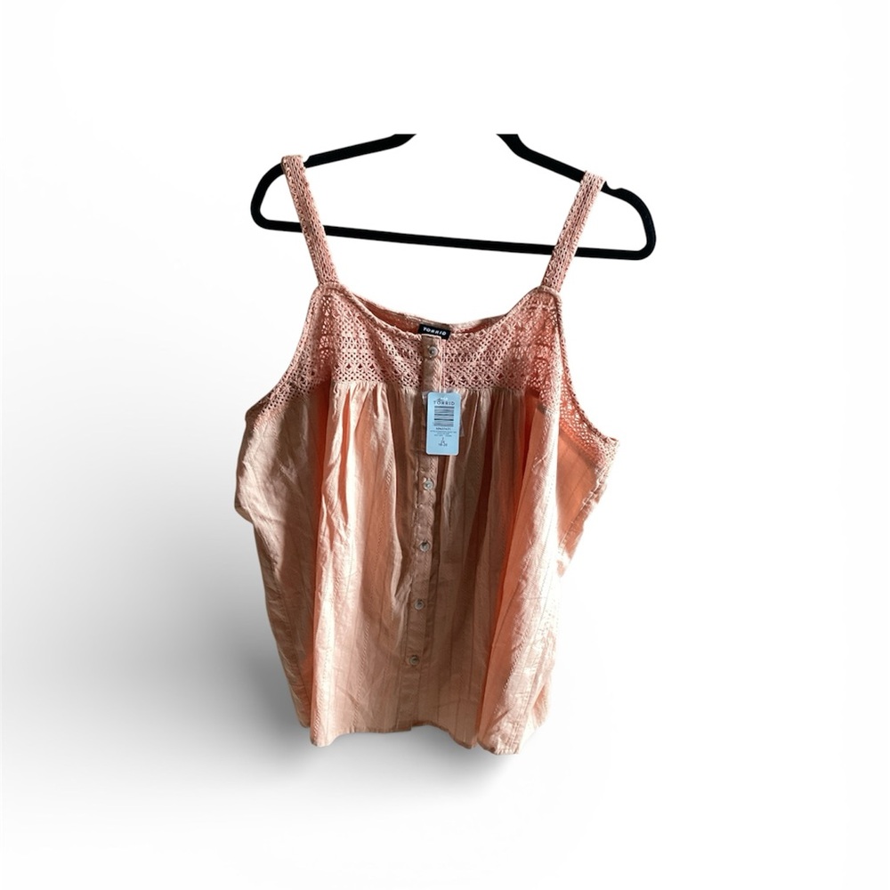 Torrid button‎ up top, peach